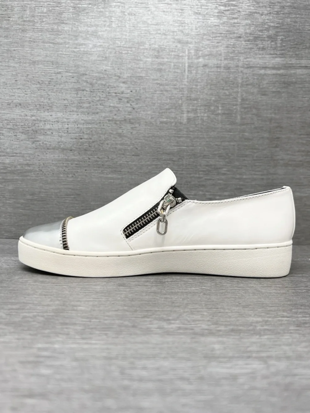 NEW Michael Kors Collection Grayson Leather Slip-On Sneakers Size 7 White Silver